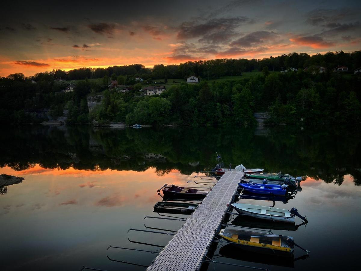 Hotel Les Rives Du Doubs Les Brenets Екстер'єр фото