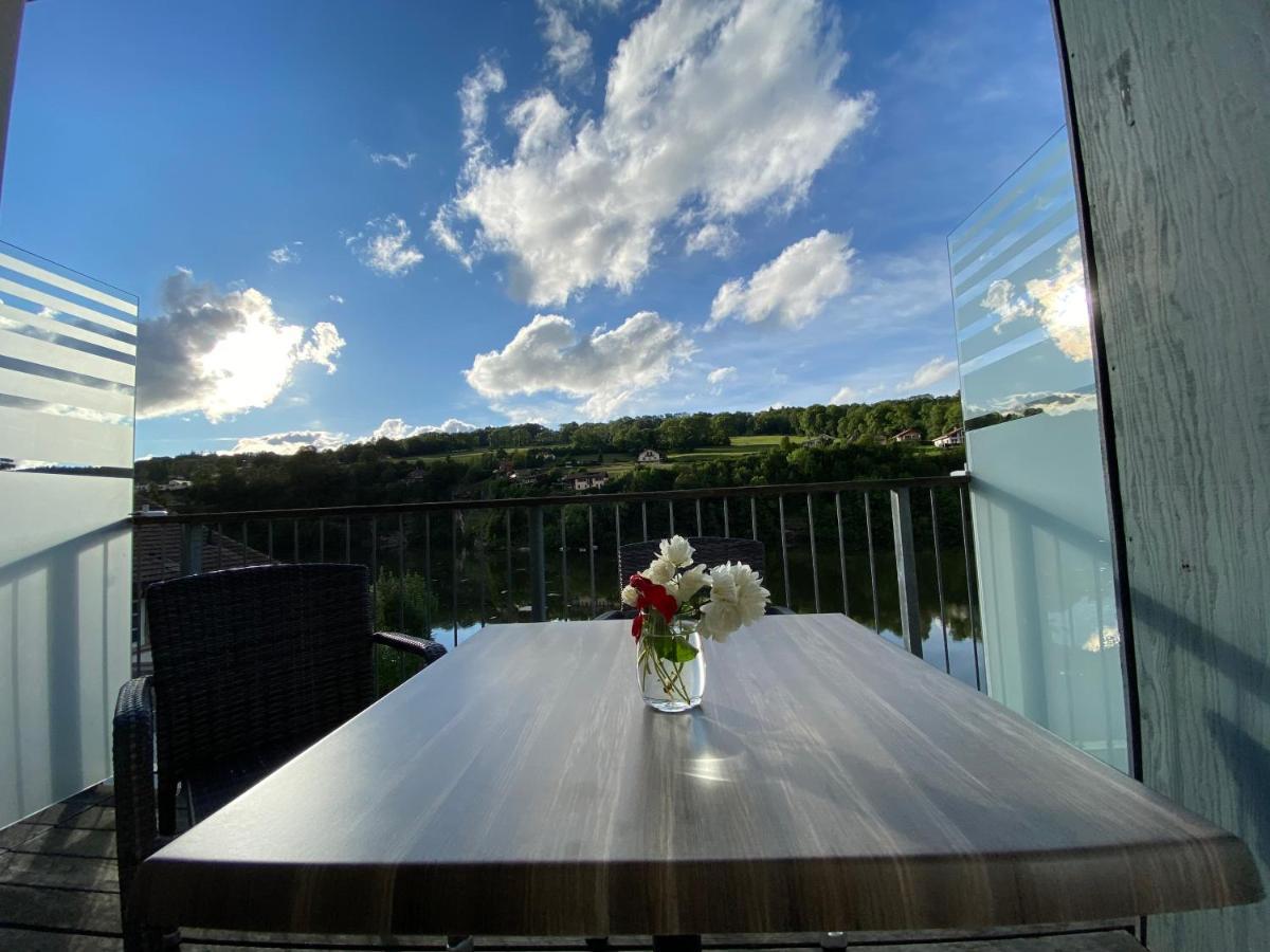 Hotel Les Rives Du Doubs Les Brenets Екстер'єр фото