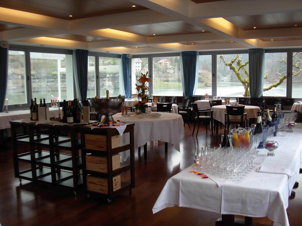 Hotel Les Rives Du Doubs Les Brenets Екстер'єр фото