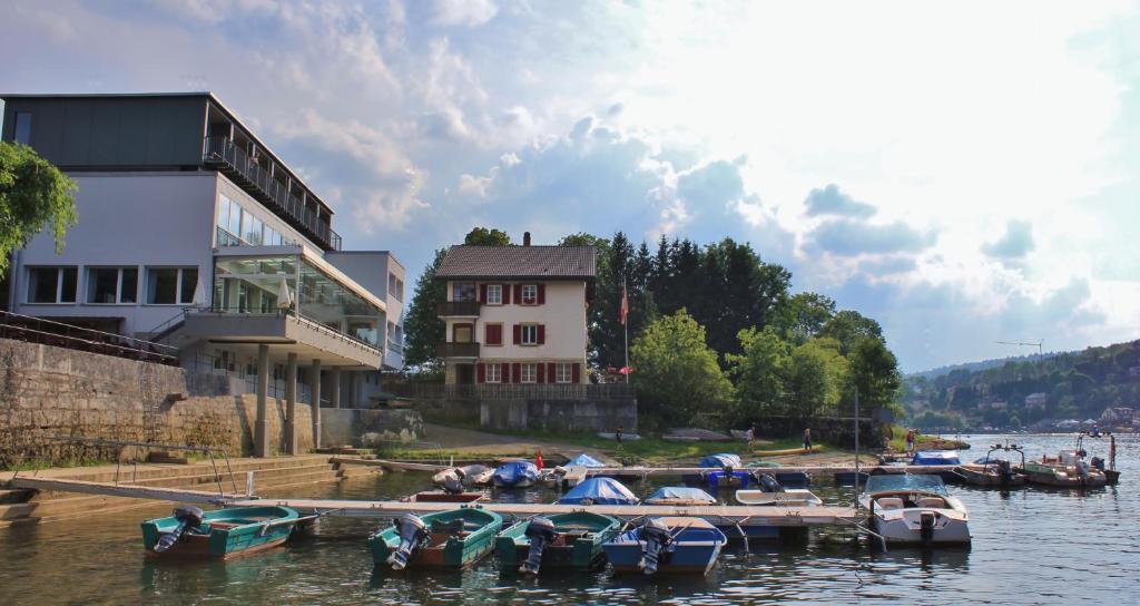 Hotel Les Rives Du Doubs Les Brenets Екстер'єр фото